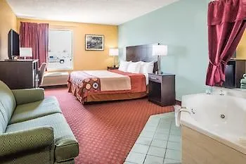 Super 8 By Wyndham Il/st. Louis Area Hotel