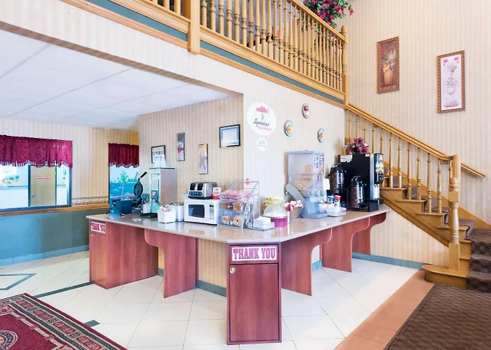 Hotel Super 8 By Wyndham Il/st. Louis Area 2*