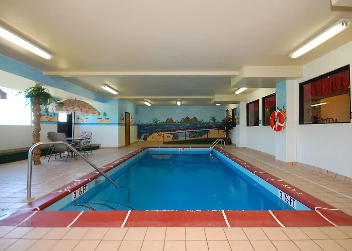 Hotel Super 8 By Wyndham Il/st. Louis Area 2*